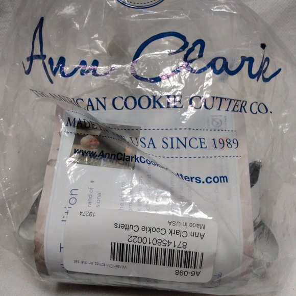 2 Winter Animals Cookie Cutters Set - Picture 2 of 5